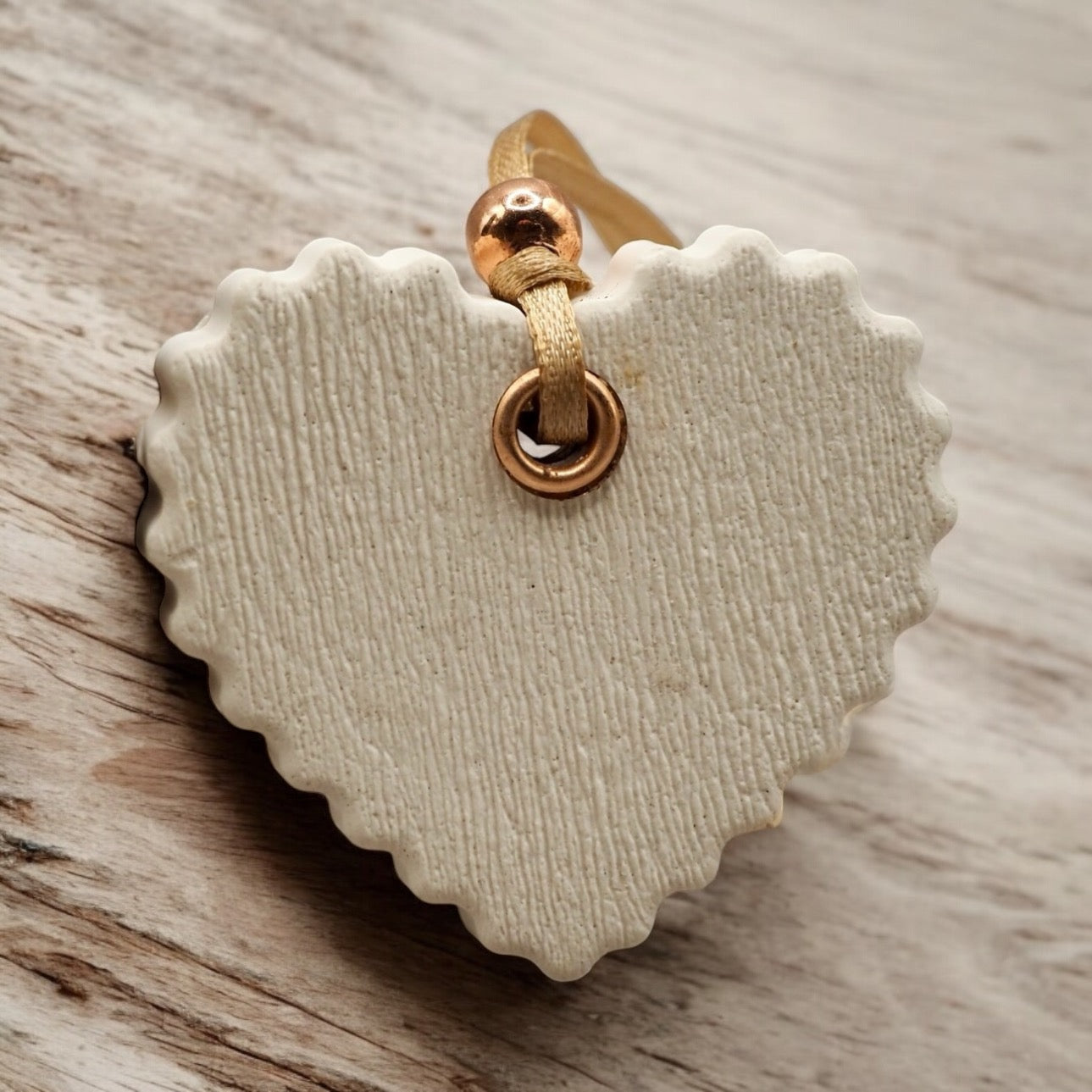 Car Freshener Heart With 20ml Refresher Concentrate